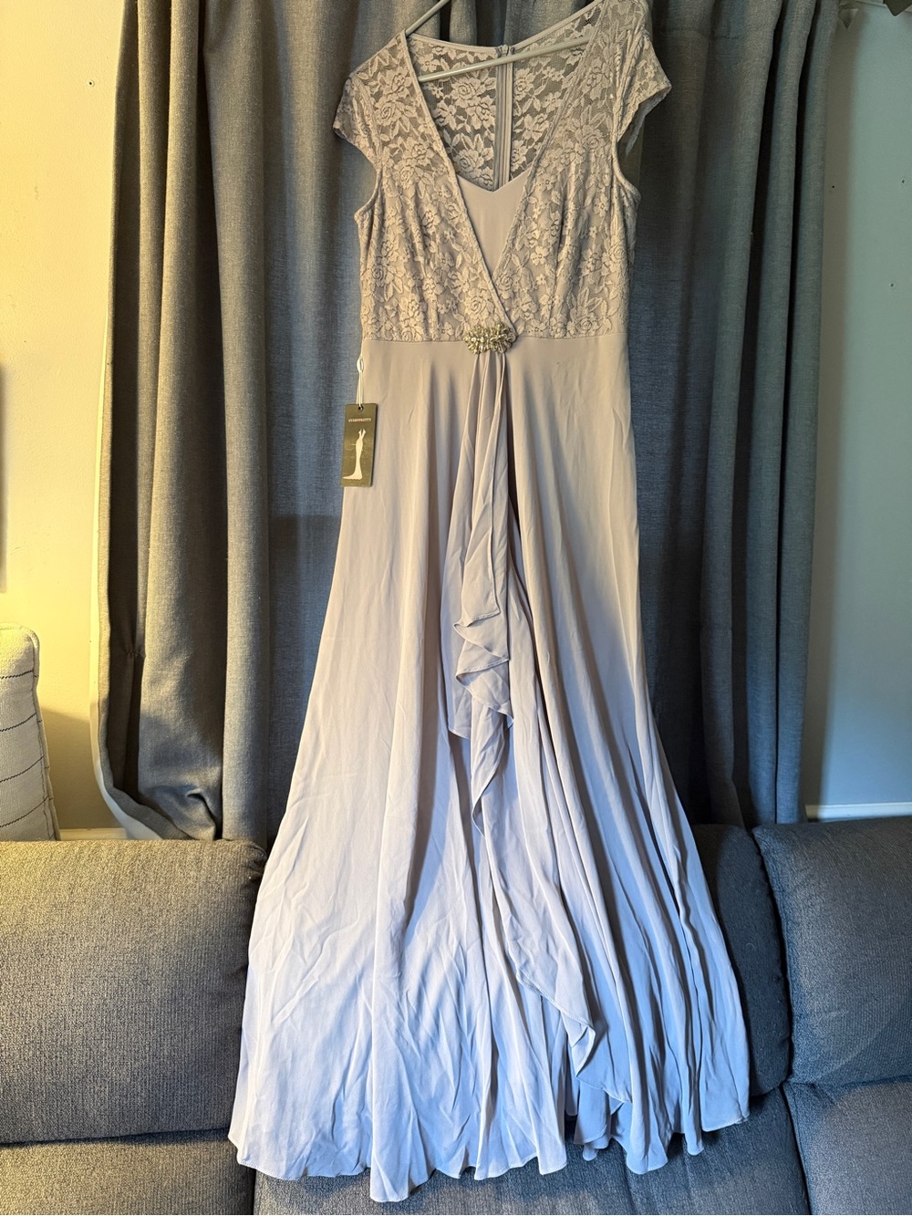 Ever-Pretty Elegant Lace Bodice Gray Evening Dress